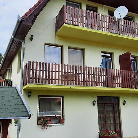 Apartmanhaz Balatonfenyves Daire Dış mekan fotoğraf
