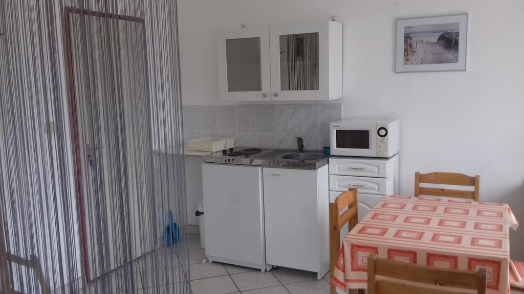 Apartmanhaz Balatonfenyves Daire Dış mekan fotoğraf